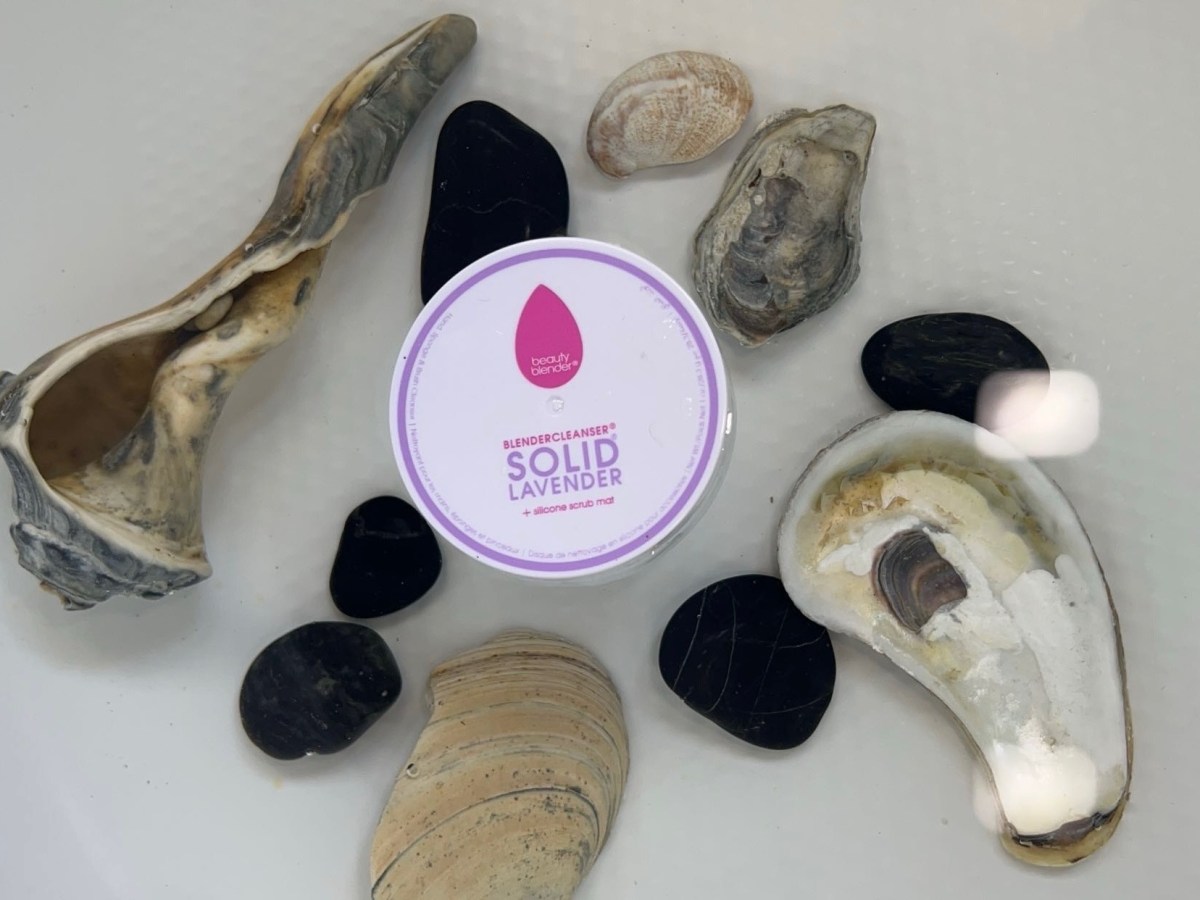 Makeup Brush Cleaner&nbsp;Showdown!