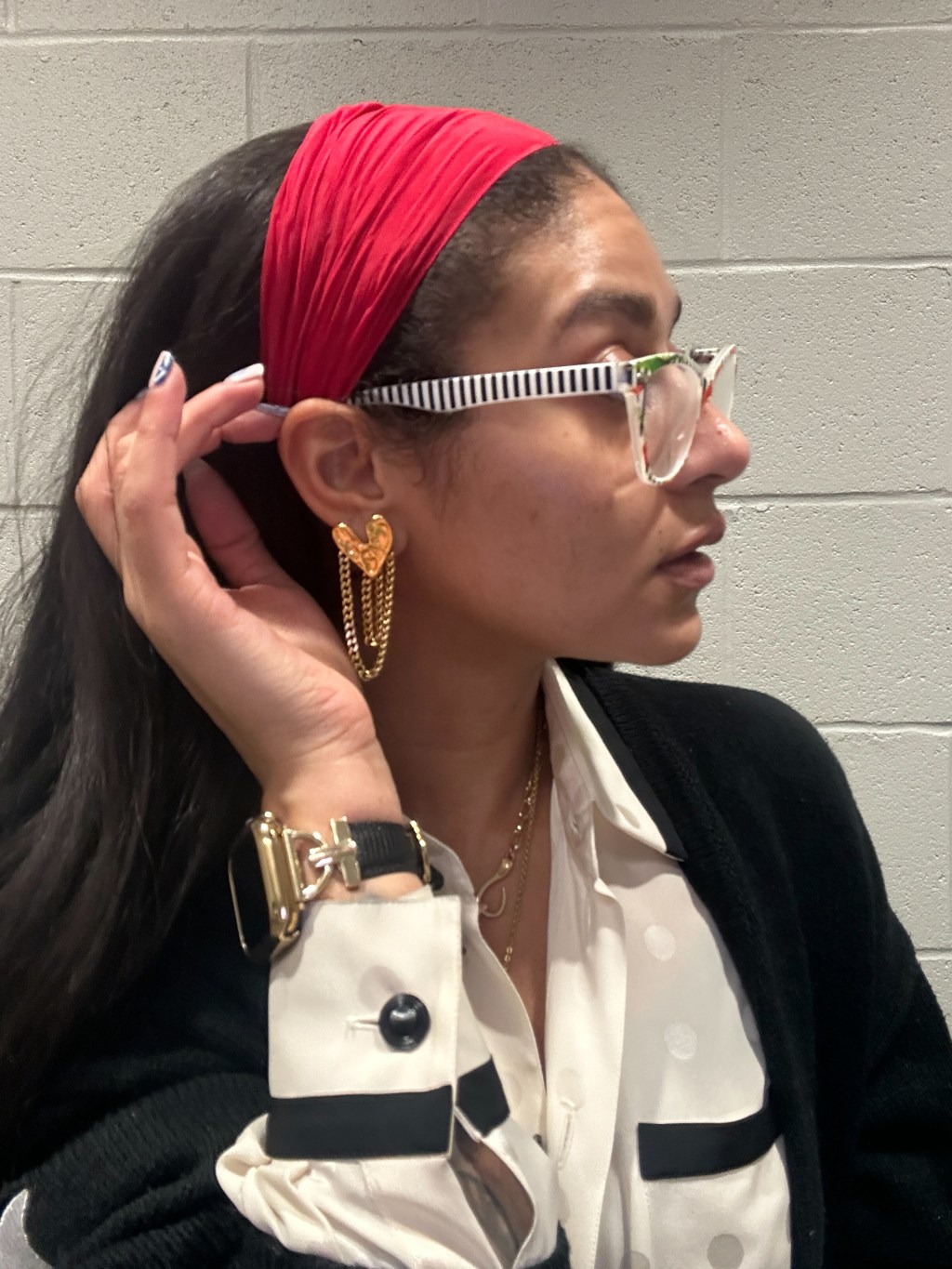 Rhinestones & Satin & Gold, Oh&nbsp;My!