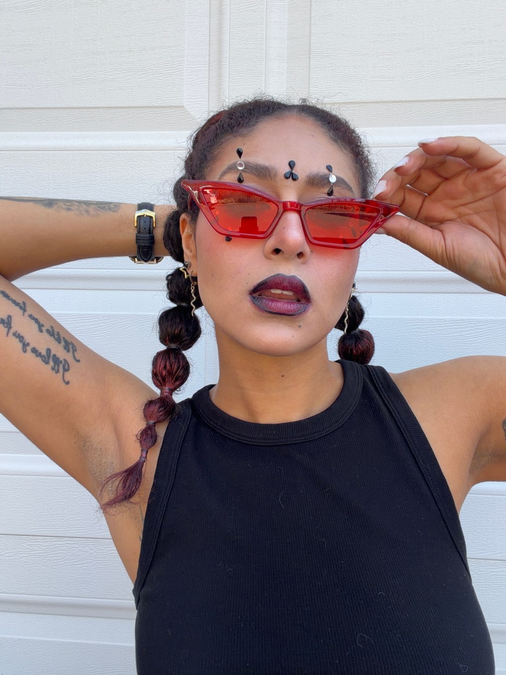 Festival Glamour: 5 Easy to Recreate Looks, Perfect for Your Next Trip!